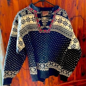 Hand knit beautiful sweater from Norway